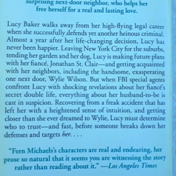The Nosy Neighbor, a paperback book written by Fern Michaels Copyright 2005 - Picture 3 of 6